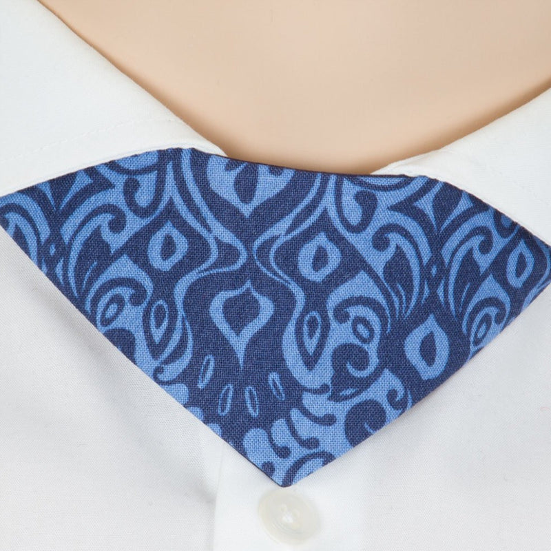 No Tie  Blau mit Ornamenten